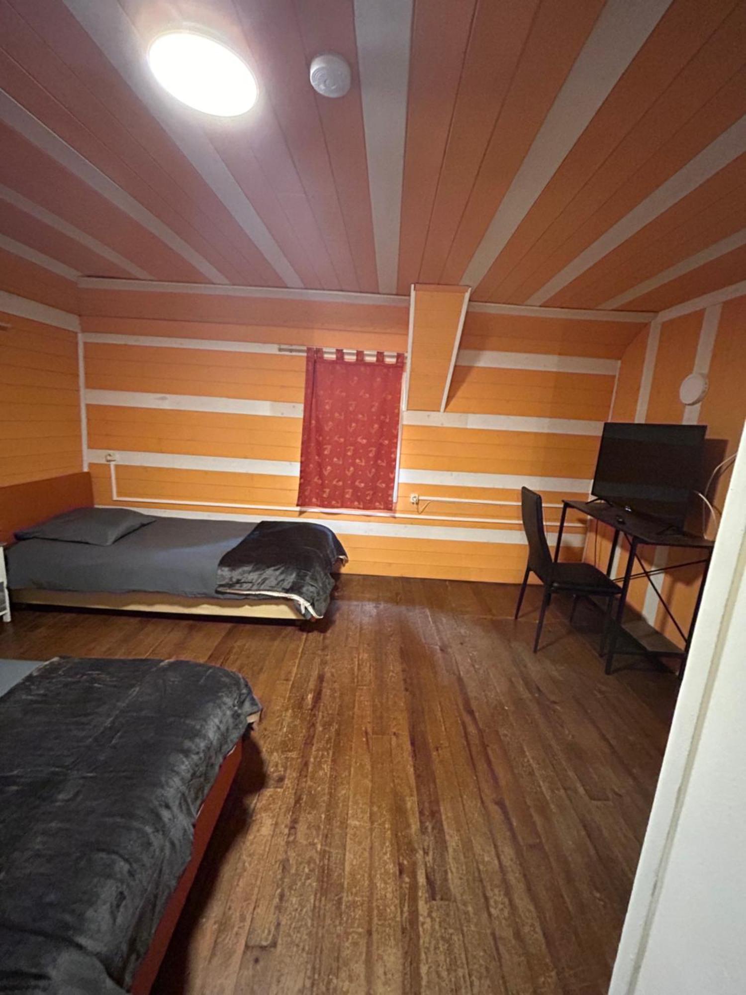 La Cheminee - Chambres D'Hotes Avec Bar-Restaurant Tardets-Sorholus Exteriör bild